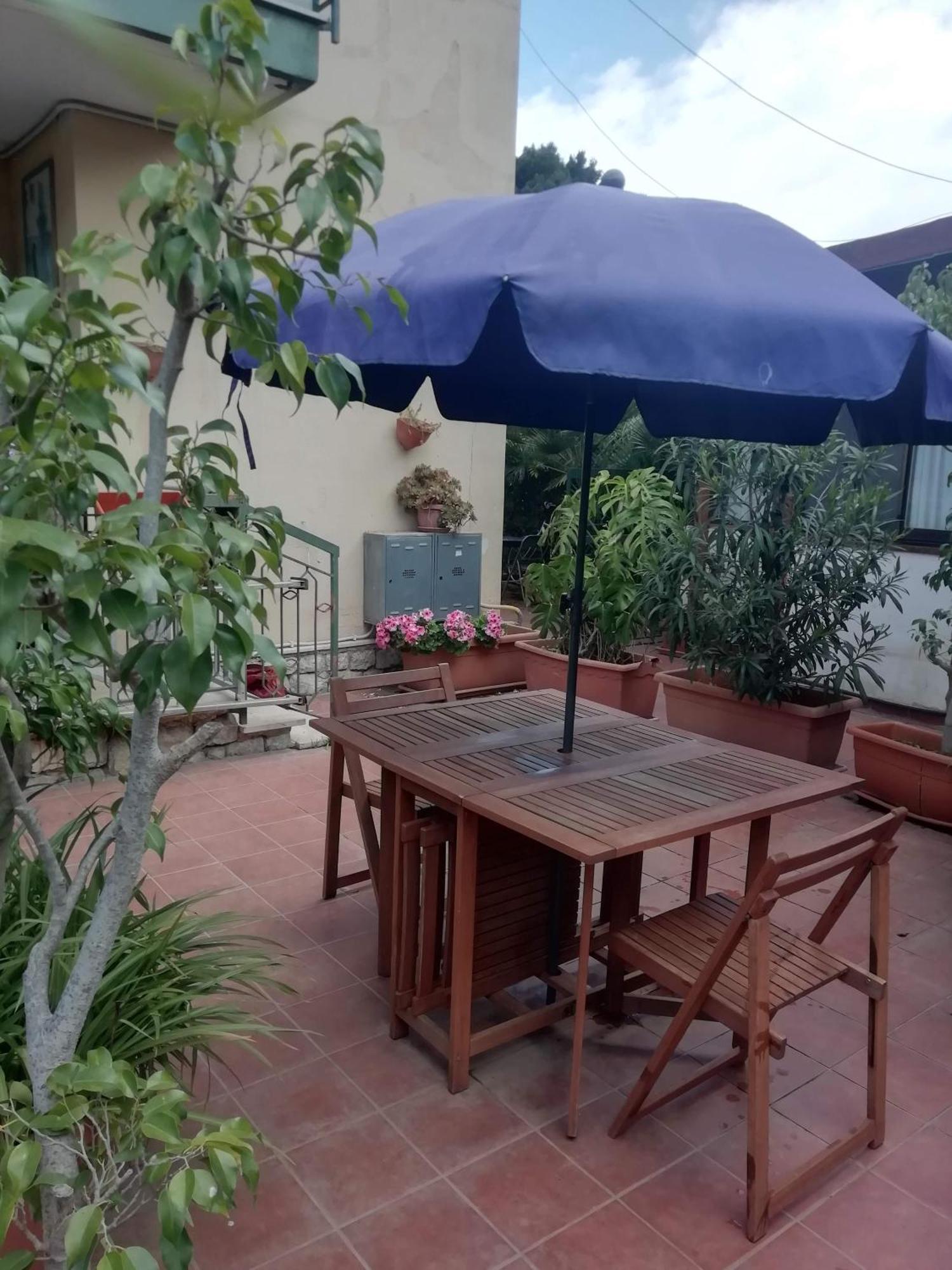 Apartment In A Villa A Mondello Buitenkant foto